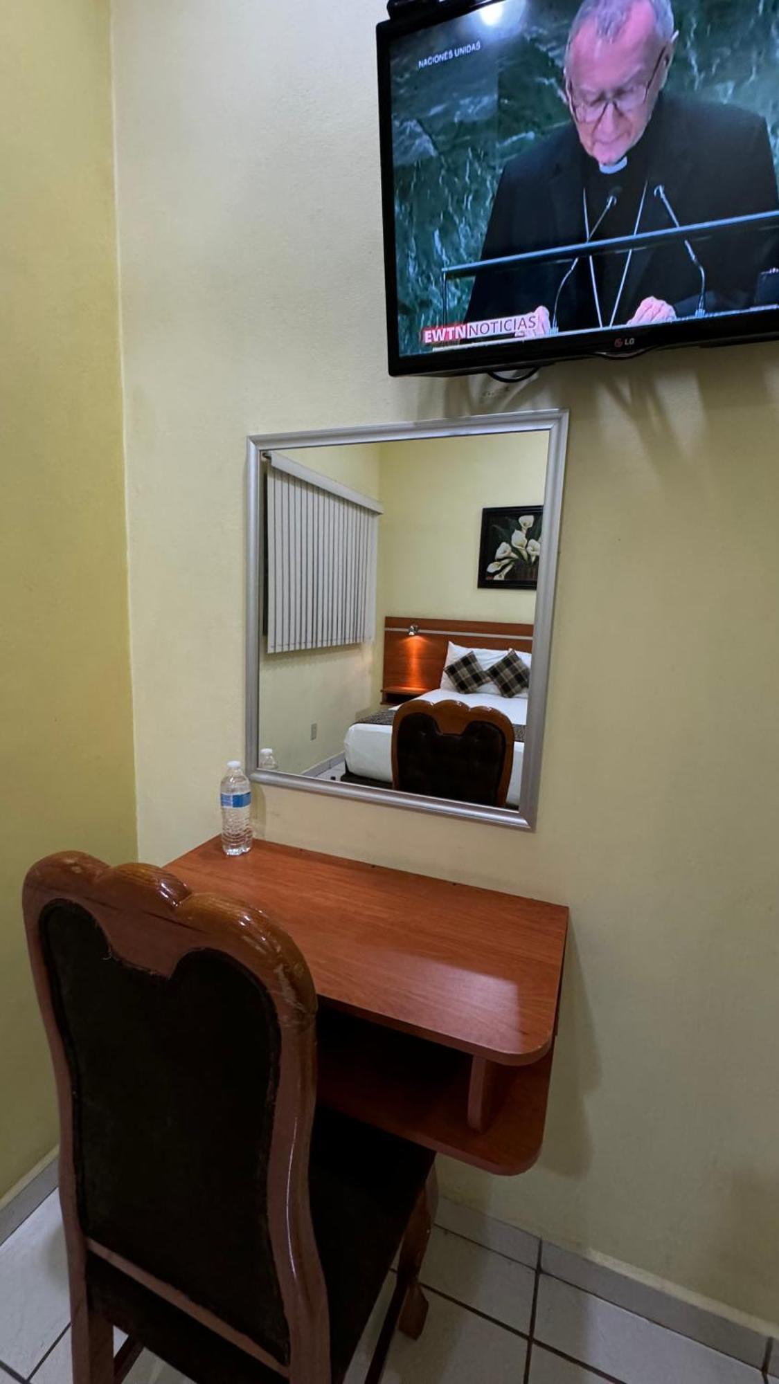Hotel Ana Isabel Zamora de Hidalgo Buitenkant foto